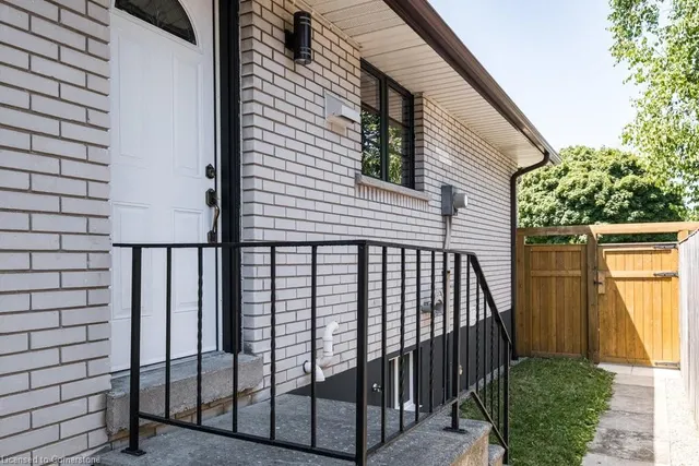 Additional image 44 of 65 Elgar Ave