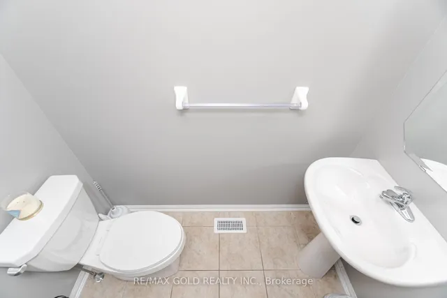 Additional image 7 of 6 Rouge St