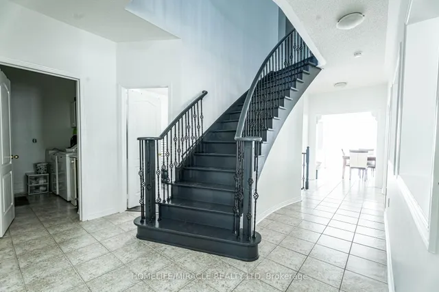 Additional image 12 of 16 Signet Crt