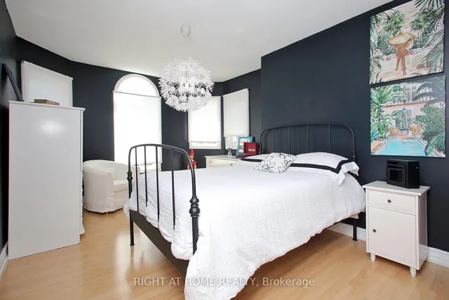 Additional image 31 of 98 Snowcap Rd