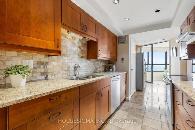 Additional image 13 of 1300 Bloor St Unit 2010