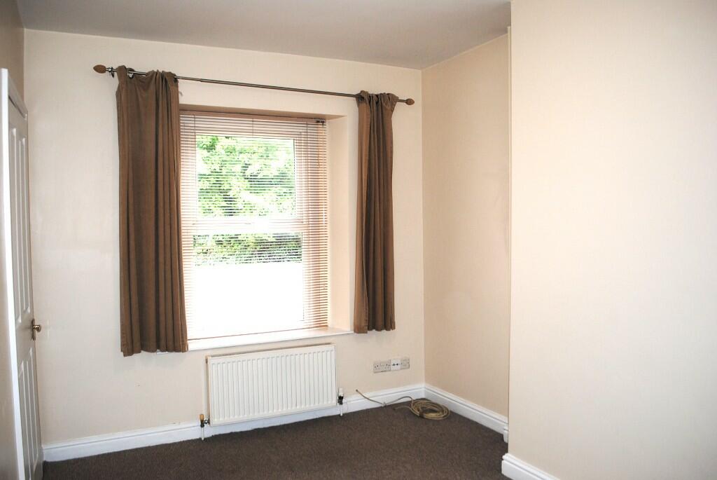 Additional image 7 of *** Very Well Presented 3 Bedroom House Share To Rent ***
