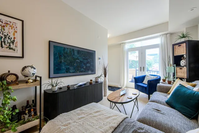 Additional image 6 of 80 Carr St Unit TH15