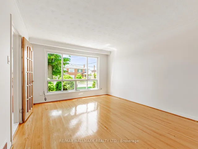Additional image 7 of 31 Woodenhill Crt