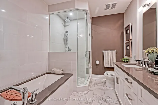 Additional image 18 of 1 Elizabeth St Unit 604