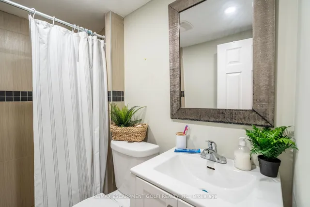 Additional image 31 of 98 SHOREVIEW Pl Unit 40