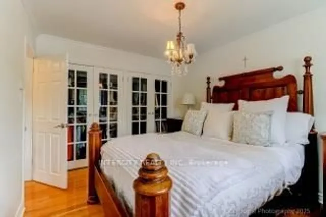 Additional image 16 of 44 Oxenden Cres
