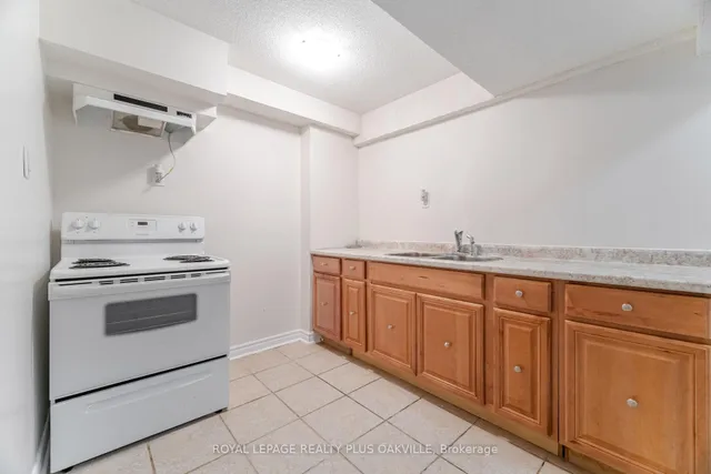 Additional image 42 of 110 Earlsbridge Blvd