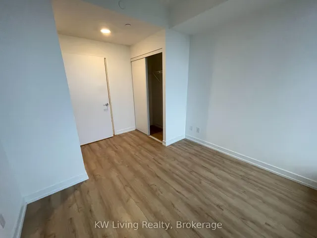 Additional image 4 of 135 East Liberty St Unit 902