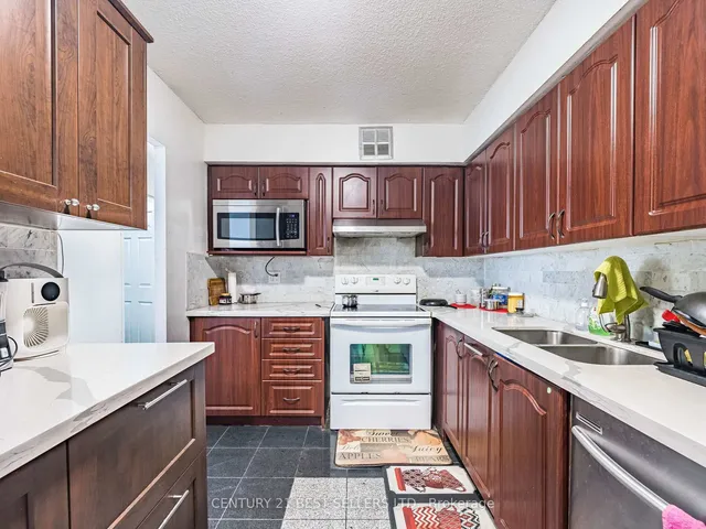 Additional image 21 of 3380 Eglinton Ave Unit 1410