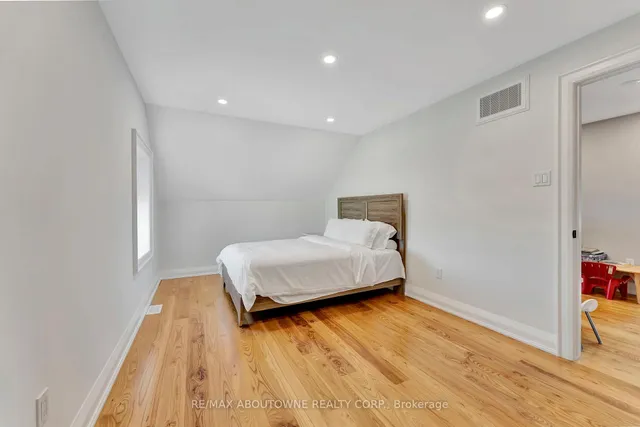 Additional image 41 of 8301 Leeming Rd