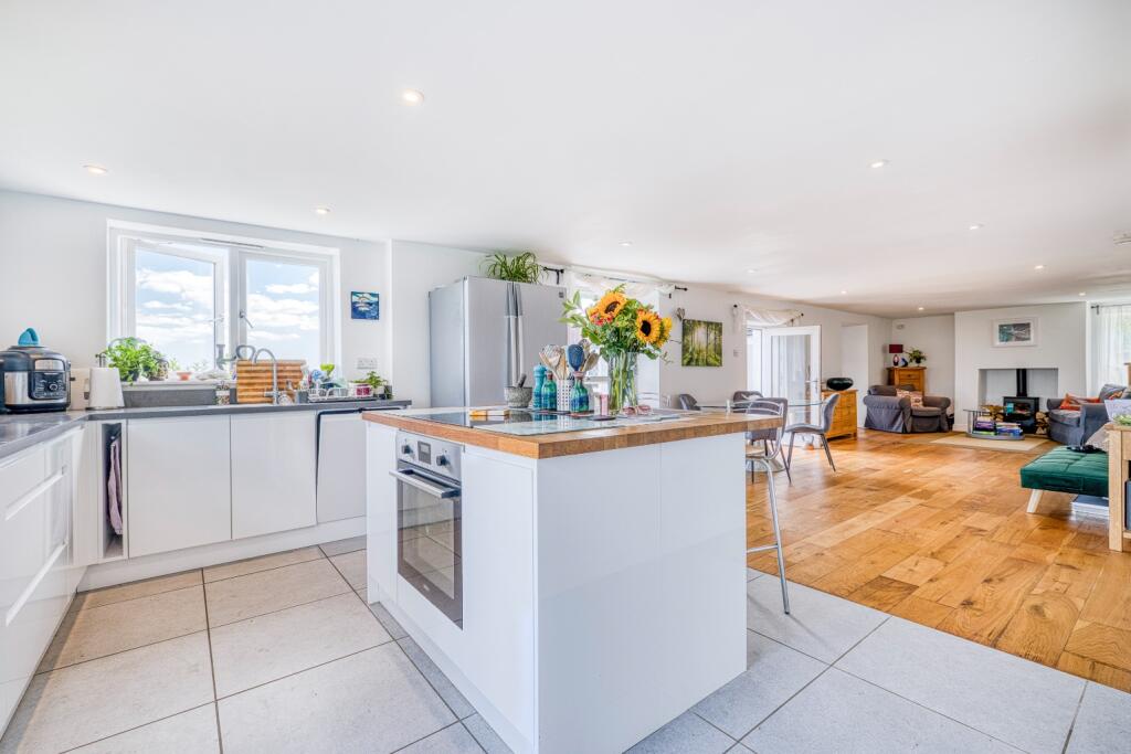 Additional image 8 of Quiet country setting