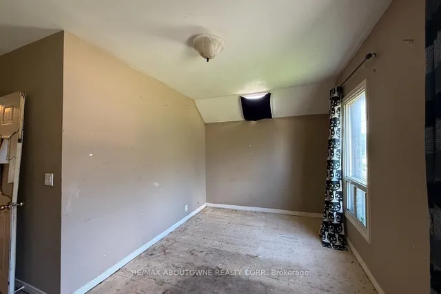 Additional image 11 of 214 Burlington St