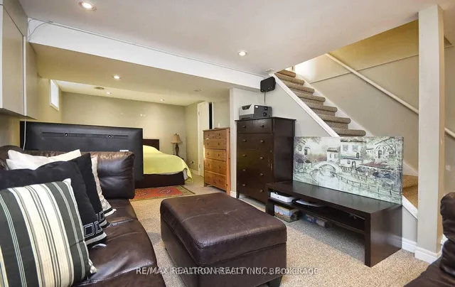 Additional image 28 of 74 Goulding Ave