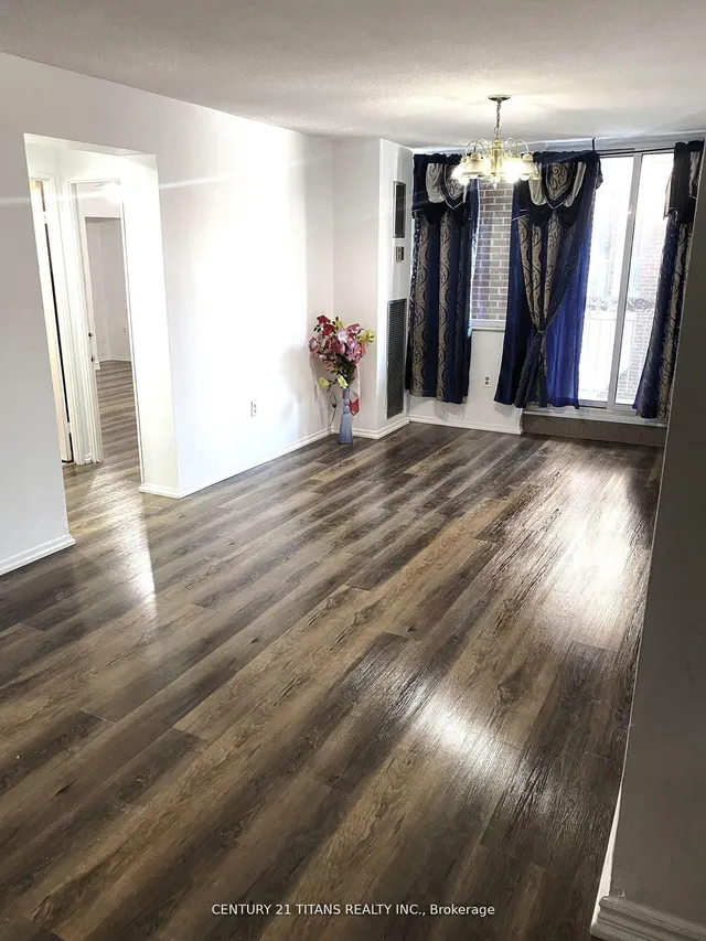 Additional image 3 of 4064 Lawrence Ave Unit 210