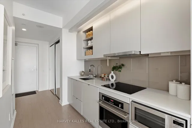 Additional image 16 of 101 Peter St Unit 2810