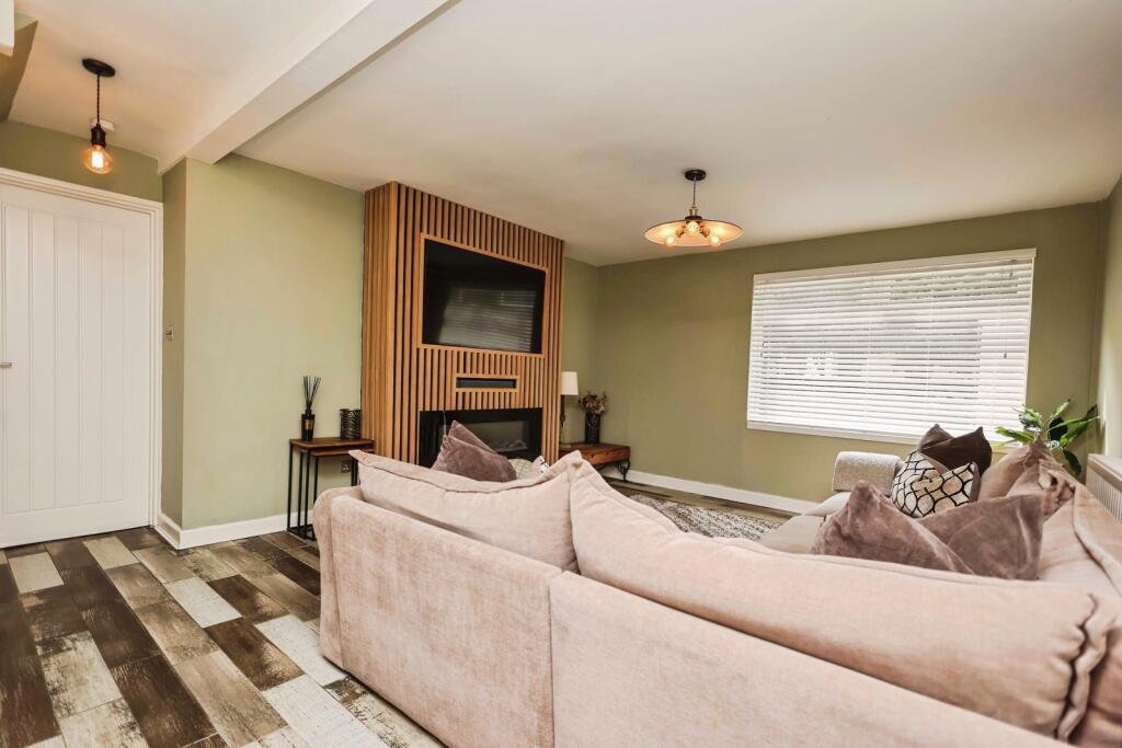 Additional image 5 of Auckland Drive, Birmingham, West Midlands, B36