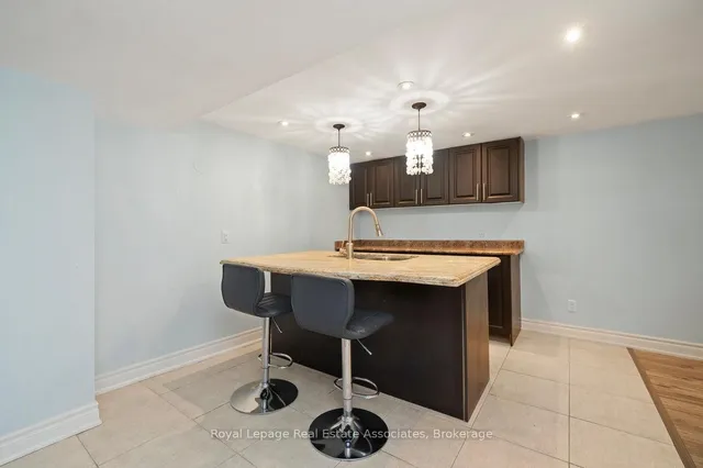 Additional image 23 of 107 Court St