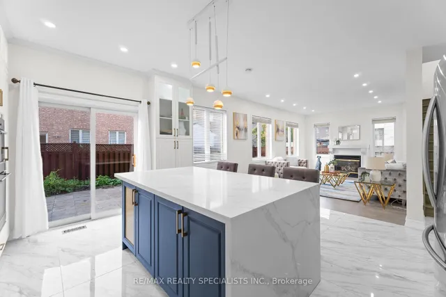 Additional image 15 of 16 Banks Dr