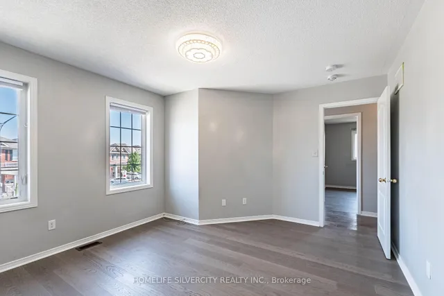 Additional image 27 of 42 Cookview Dr