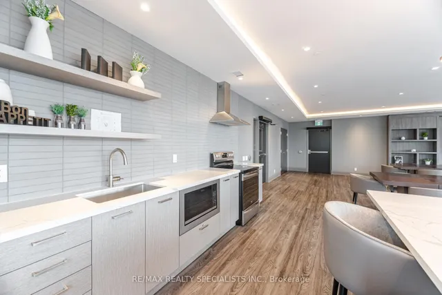 Additional image 27 of 15 Lynch St Unit 806