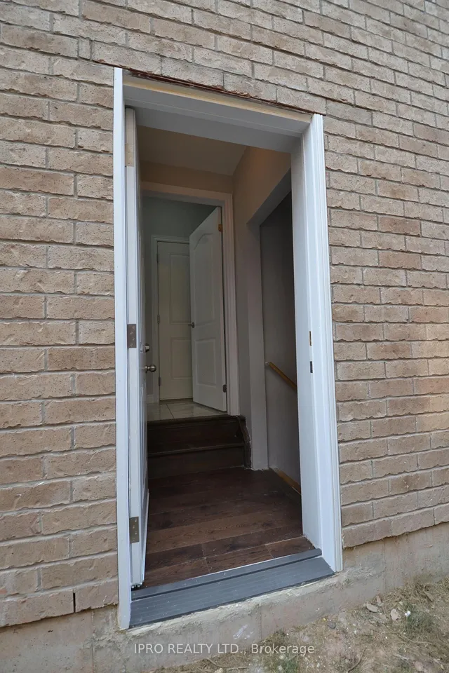 Additional image 3 of 98 Shoreview Pl Unit 6