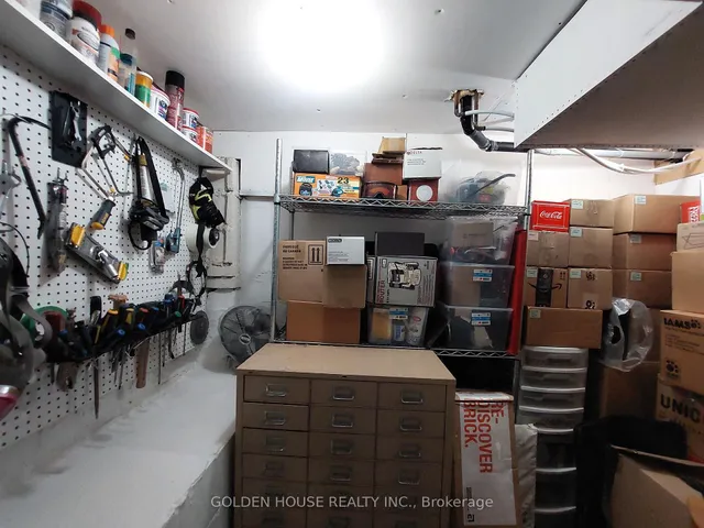 Additional image 28 of 21 Thatcher Ave