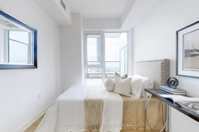 Additional image 30 of 1195 The Queensway St Unit 907