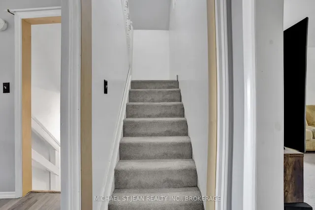 Additional image 21 of 47 Worsley Rd