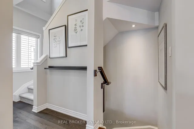 Additional image 8 of 377 Glancaster Rd Unit 49