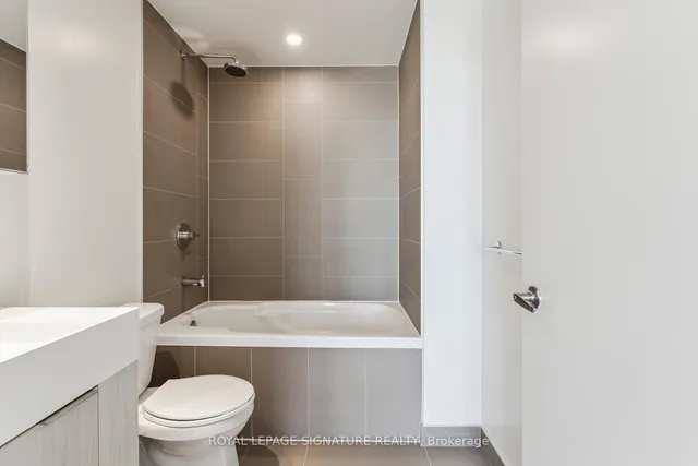 Additional image 20 of 20 Richardson St Unit 2502