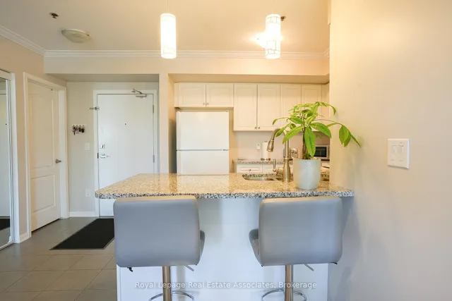 Additional image 6 of 60 Baycliffe Cres Unit 207