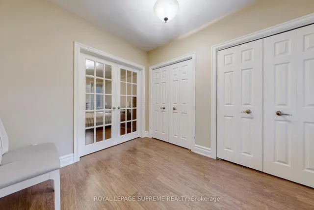 Additional image 16 of 157 Emerson Ave