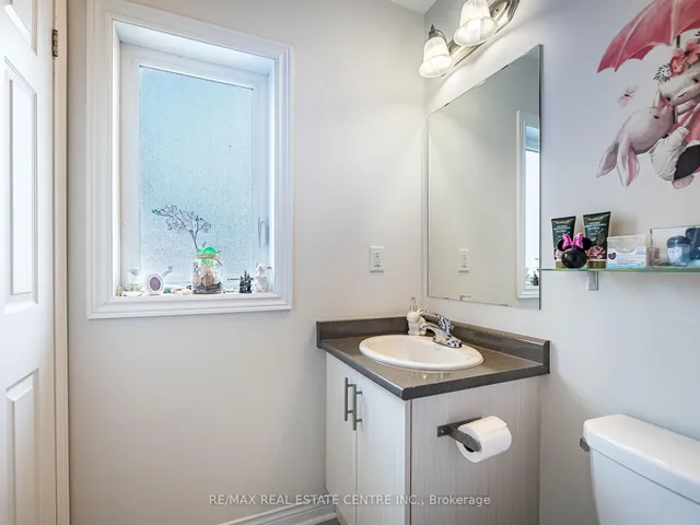 Additional image 35 of 36 Isle Royal Terr