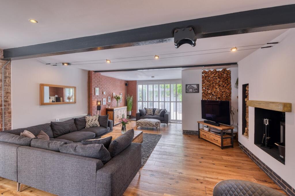 Additional image 4 of Birmingham Road, Marlbrook, B61