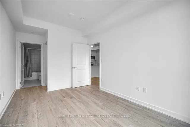 Additional image 21 of 460 Dundas St Unit 901