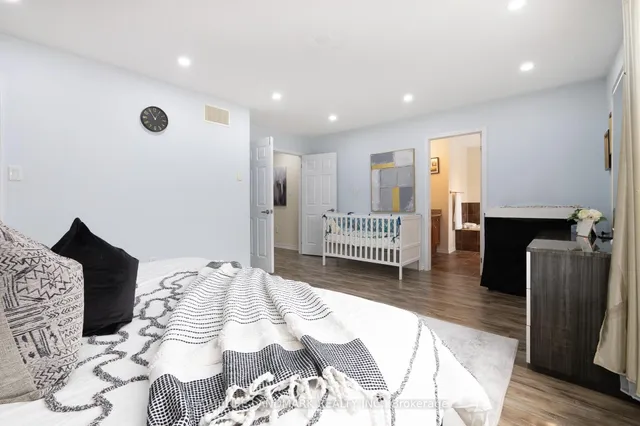 Additional image 23 of 940 Philbrook Dr