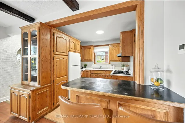 Additional image 7 of 2975 Weston Rd