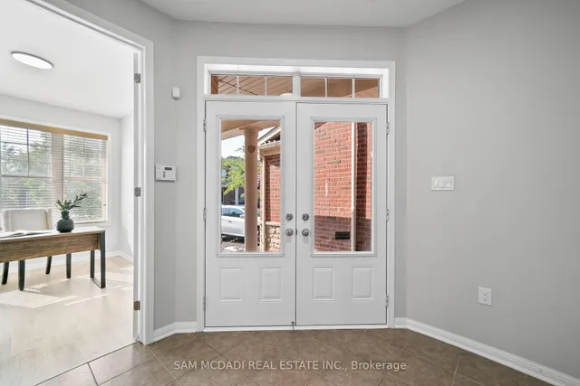 Additional image 2 of 73 Miracle Tr