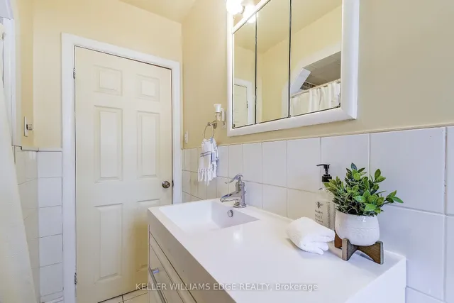 Additional image 32 of 1216 De Quincy Cres