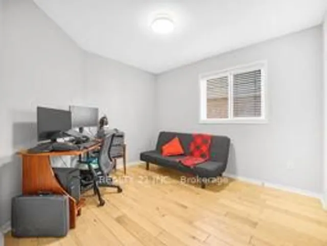 Additional image 19 of 49 Legend Lane