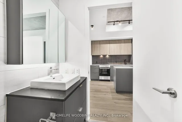 Additional image 10 of 7 Smith Cres Unit 210