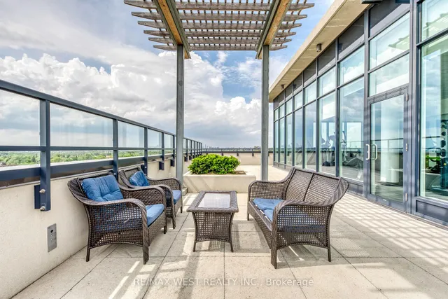 Additional image 17 of 2800 Keele St Unit 623