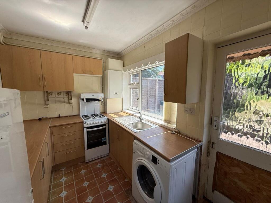 Additional image 5 of 54 Birch Crescent, Oldbury, B69 1UE