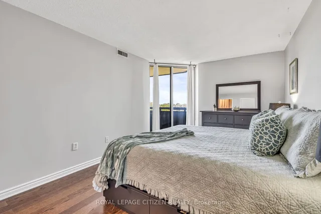 Additional image 19 of 3845 Lake Shore Blvd Unit 710