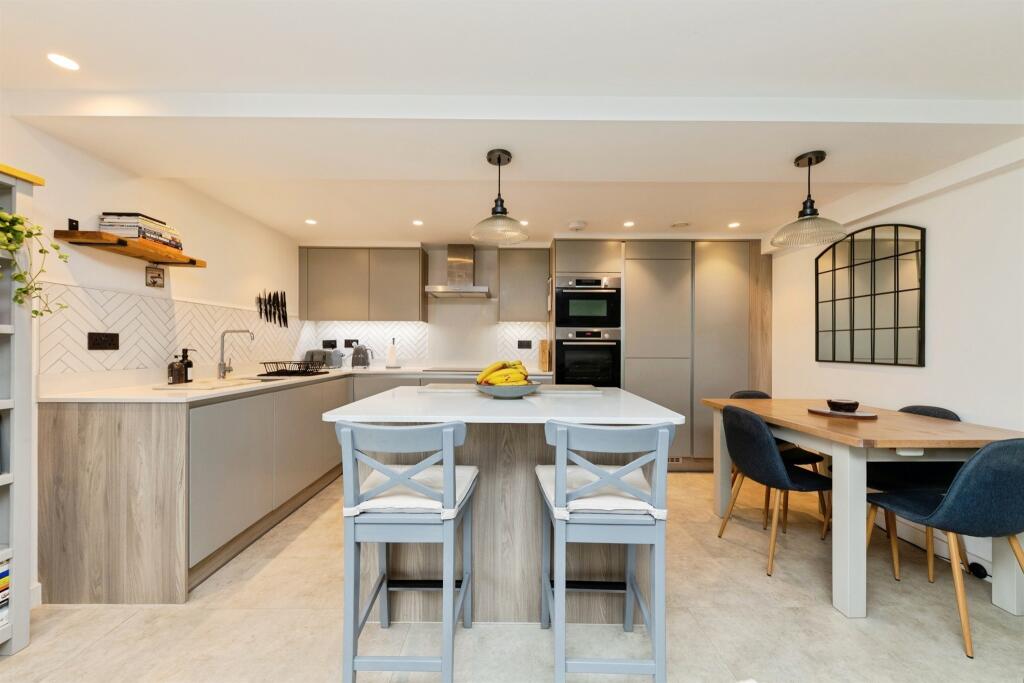 Additional image 3 of Broadwater Road, Welwyn Garden City