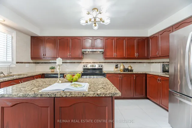 Additional image 11 of 53 Wild Indigo Cres