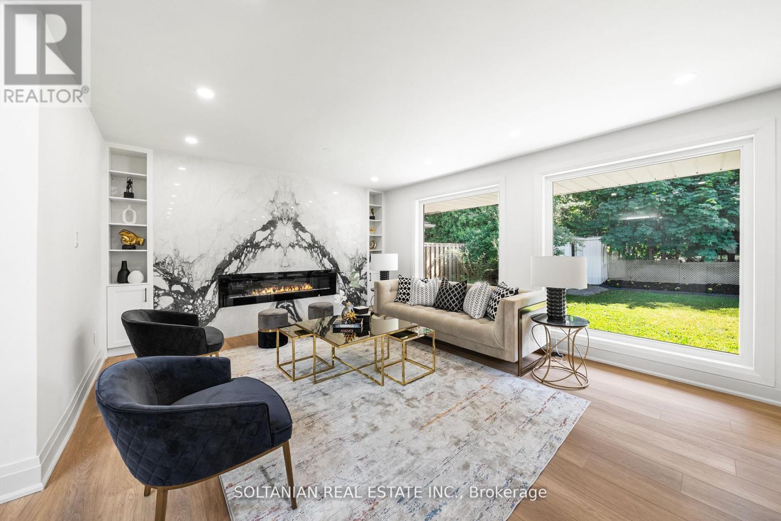 21 TALLY LANE|Toronto (Bayview Village), Ontario M2K1V3