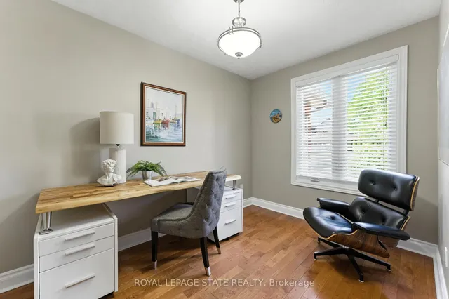 Additional image 20 of 286 LLOYMINN Ave