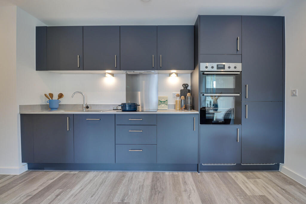 Additional image 9 of Newtown House, Town Centre, Hatfield, Hertfordshire, AL10